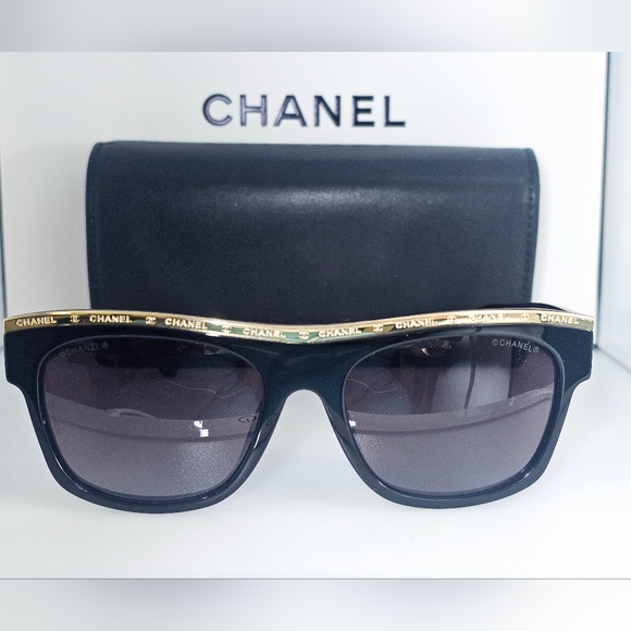 Chanel Sunglasses Semi Square cateye shape. Gold trimming  71705-A Black - Picture 4 of 11